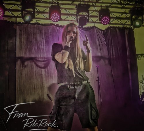 Laura DSK, músico de Laura DSK